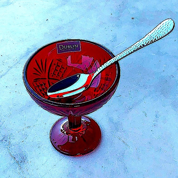 GODINGER TASTERS DUBLIN RED CRYSTAL SET (6) WITH STAINLESS STEEL SPOONS - Picture 2 of 8